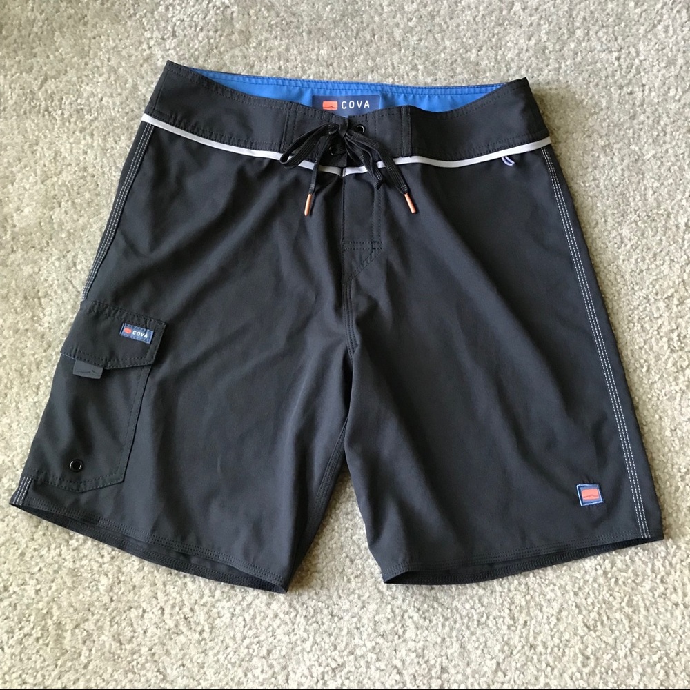 Cova swimming shorts trunks black Sz 30